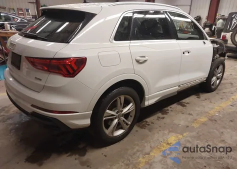 2019 Audi Q3 2.0T S Line Premium из США, поврежденный, VIN WA1EECF30K1071135